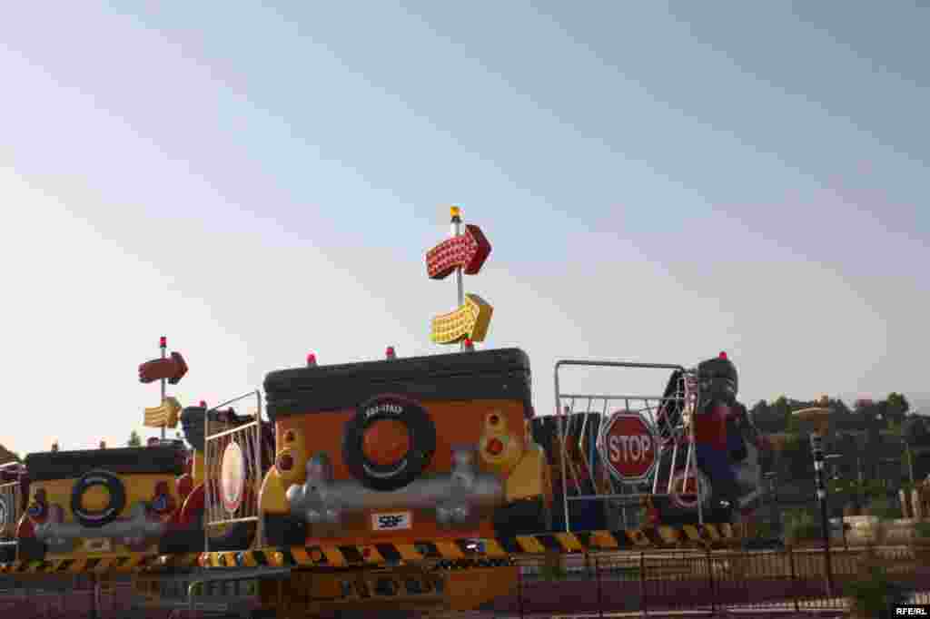 Бузургтарин тафреҳгоҳи атфол #100