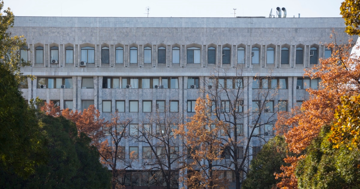 Бірден анальді сексті қалайды