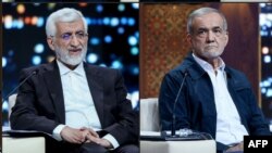 Masud Pezeshkian (dreapta) și Saeed Jalili concurează în turul doi al alegerilor prezidențiale din 5 iulie. Combo RFE/RL.