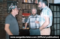 Иосиф Бродский, Петр Вайль и Сергей Довлатов. 24 мая 1986 года, фото Наташи Шарымовой