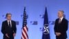 ԱՄՆ պետքարտուղար Էնթոնի Բլինքենը և ՆԱՏՕ-ի գլխավոր քարտուղար Յենս Ստոլտենբերգը, Բրյուսել, 4 մարտի, 2022թ.