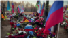 Могили російських військових на цвинтарі в окупованому Криму. Скриншот із відео Крим.Реалії (проєкт Радіо Свобода)