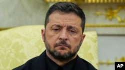 Volodimir Zelenski în Biroul Oval de la Casa Albă, 18 august 2025.