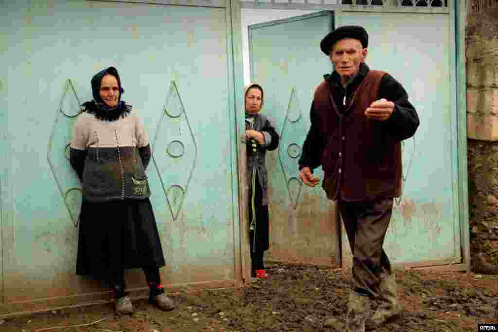 Ağsunun Qaravəlli kəndi= #16