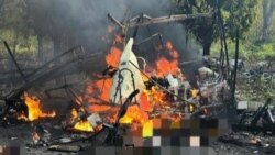 Все, що залишилося від заповненої людьми маршрутки у Краматорську, по якій вдарила Росія. Частини тіл розкидало по дорозі. 8 жовтня 2026 року