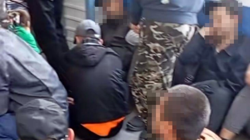 Onlarça tükmen migranty Moskwanyň deportasion merkezinde saklanýar