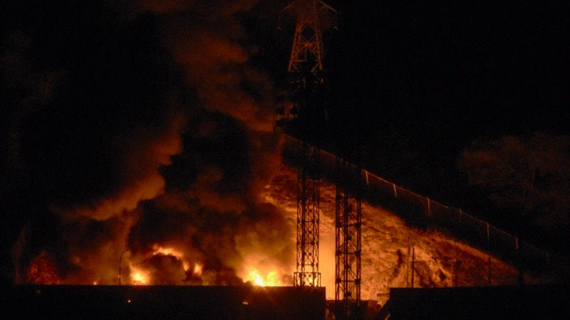 Трамп: АҚШ Венесуэлаға соққы жасап, Мадуроны елден әкетті