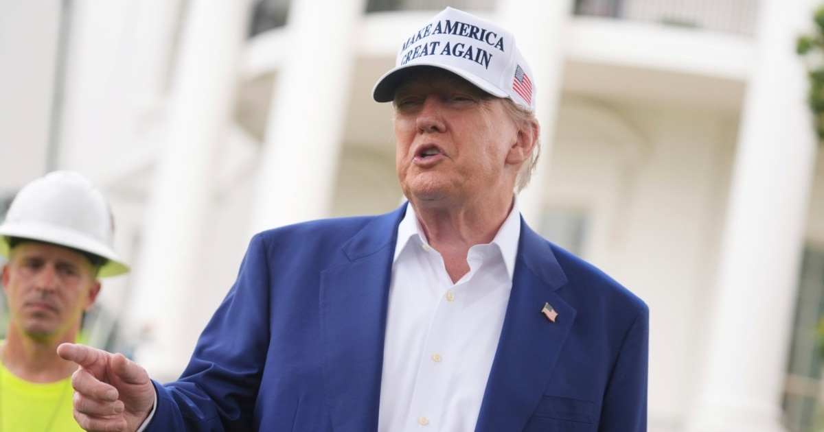 «Ніхто не знає, що я збираюся робити» – Трамп на питання, чи планують США вдарити по Ірану