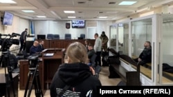 Обрання запобіжного заходу начальнику управління СБУ в Житомирській області в справі про розкрадання коштів на будівництві укриттів для літаків. Київ, 27 лютого 2026 року