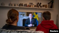 Švedski premijer Stefan Lofven u obraćanju građanima na javnoj televiziji, Štokholm (22. mart 2021.)