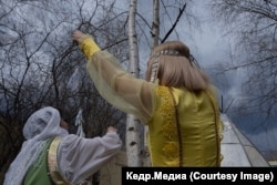 Народ саха празднует наступление лета. Фото: Марина Сычева