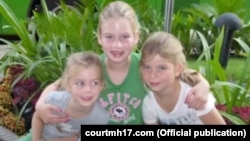 Флер, Софи и Бенте – дочери Питера ван дер Меера, погибшие в катастрофе рейса MH17