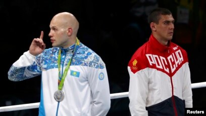 Көпшіліктің торына түскен порно