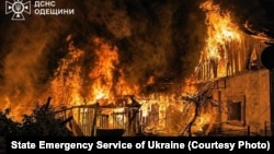 Пожар в результате атаки российских беспилотников на Одесскую область, Украина, 29 апреля 2026 года