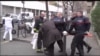 12 человек убиты при атаке на офис журнала в Париже 