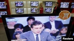 Экс-президент Грузии на протяжении последних часов дал несколько интервью, в которых обрисовал свои политические перспективы на фоне потери гражданства Украины