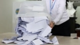 În total, la scrutinele din 20 octombrie au participat 1.562.705 de alegători, ceea ce reprezintă 51,68% din numărul total de cetățeni cu drept de vot incluși în listele electorale. Peste 240 de mii de alegători au votat în diaspora.