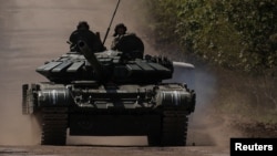 Ukrain goragçylary Bahmudyň eteginde