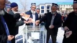 «Марафон благотворительности»: чиновники в Таджикистане ведут сборы, но расходование непрозрачно  