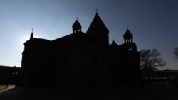 Ստվերային գումարներ, ծայրահեղականներ. Փաշինյանի նոր հայտարարությունները եկեղեցու մասին ու դրանց արձագանքը