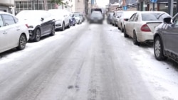 «Ոչ մի մաքրող տեխնիկա, ամբողջը սառած». երևանցիները կրկին դժգոհում են սառցապատ ճանապարհներից
