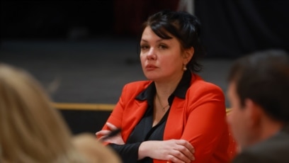 Държавна компания функционира като схема за източване на средства Банки