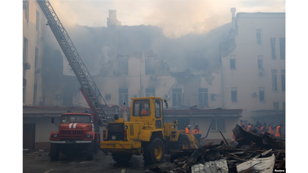 Bombardamentele continuă și în estul Ucrainei. Imagine din 7 noiembrie din Donețk.