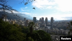 ვენესუელის დედაქალაქი კარაკასი აშშ-ის სამხედრო ოპერაციის მეორე დღეს, 2026 წლის 4 იანვარს