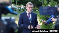 Ministrul german al Afacerilor Externe, Johann Wadephul, susține o declarație de presă în timpul primei sale vizite în R. Moldova. Chișinău, 1 iulie 2025.
