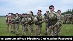 Україну представляє зведена ротно-тактична група 25 окремої повітрянодесантної Дніпропетровської бригади Десантно-штурмових військ ЗCУ