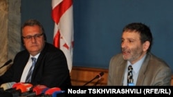 მილან ცარბნოხი, დავით დარჩიაშვილი