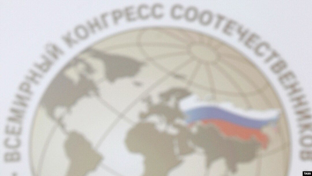 Владимир Путин, пообещав всемерную поддержку российским диаспорам за рубежом, перечислил несколько примеров усиления внимания российского руководства к проблемам взаимоотношений с зарубежными соотечественниками