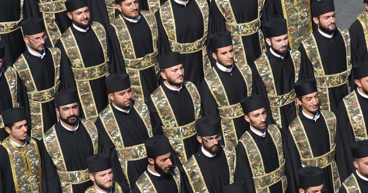 Minister Defends Church Chaplains’ Removal From Armenian Army