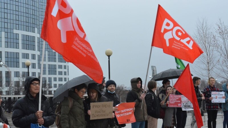 В Ижевске вышли на пикет в защиту политзаключенных и против Бречалова 
