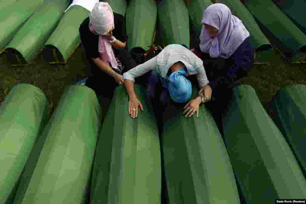 Srebrenica, 11. juli 2013. Foto: REUTERS / Dado Ruvić 