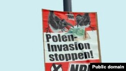 Afiş xenofob NPD: „Stopaţi invazia polonezilor“