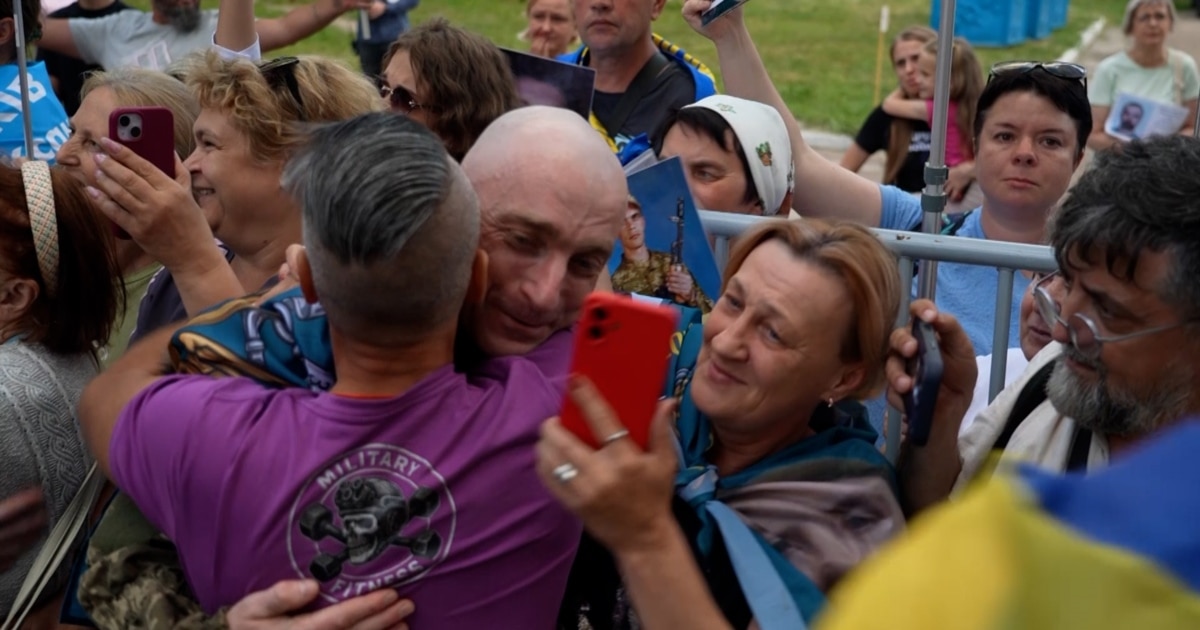 Tears Of Joy As Freed Ukrainians Return Home In Latest Prisoner Swap