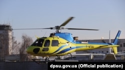 Гелікоптери прибули в рамках міжурядової угоди між Україною та Францією.