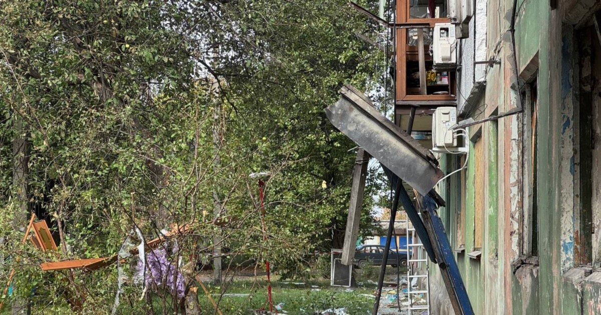 Нічна атака росії на Дніпропетровщині: постраждала жінка