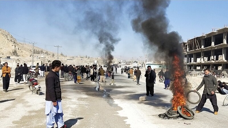 بلوچستان: د وژل شوو ۱۱ کان کېندونکو کورنیو احتجاج پیل کړی 