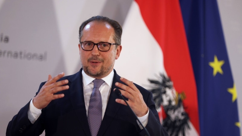 Новиот канцелар на Австрија положи заклетва на функцијата 
