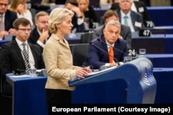 Ursula von der Leyen nu a reacționat bine la declarațiile lui Orbán și a apropiaților lui cu privire la paralelele dintre rezistența antisovietică a Ungariei și lupta Ucrainei împotriva Rusiei.