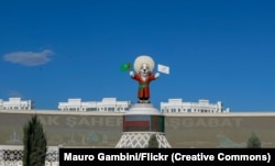An April 4 photo of the mascot for the Asian indoor and Martian Arts games that was held in Ashgabat in 2017.