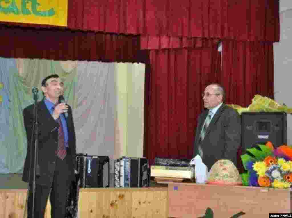 "Туган тел” җәмгыятенең җитәкчесе Илгиз Кәлүч сөйли