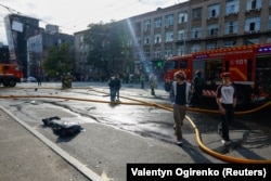 Последствия атаки беспилотников на бизнес-центр в Киеве, Украина, 25 сентября 2026 года