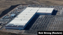 An aerial view of the Tesla Gigafactory in Nevada, where the electric car company makes batteries. (file photo)