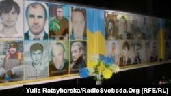 Під час вшанувань у Дніпропетровську, 20 лютого 2015 року