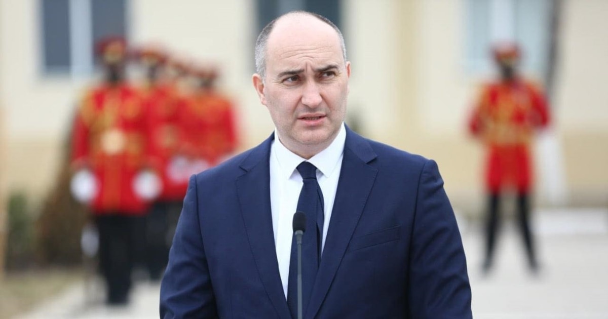 10-წლიანი პატიმრობა მიუსაჯეს ჯუანშერ ბურჭულაძეს, თავდაცვის ყოფილ მინისტრს