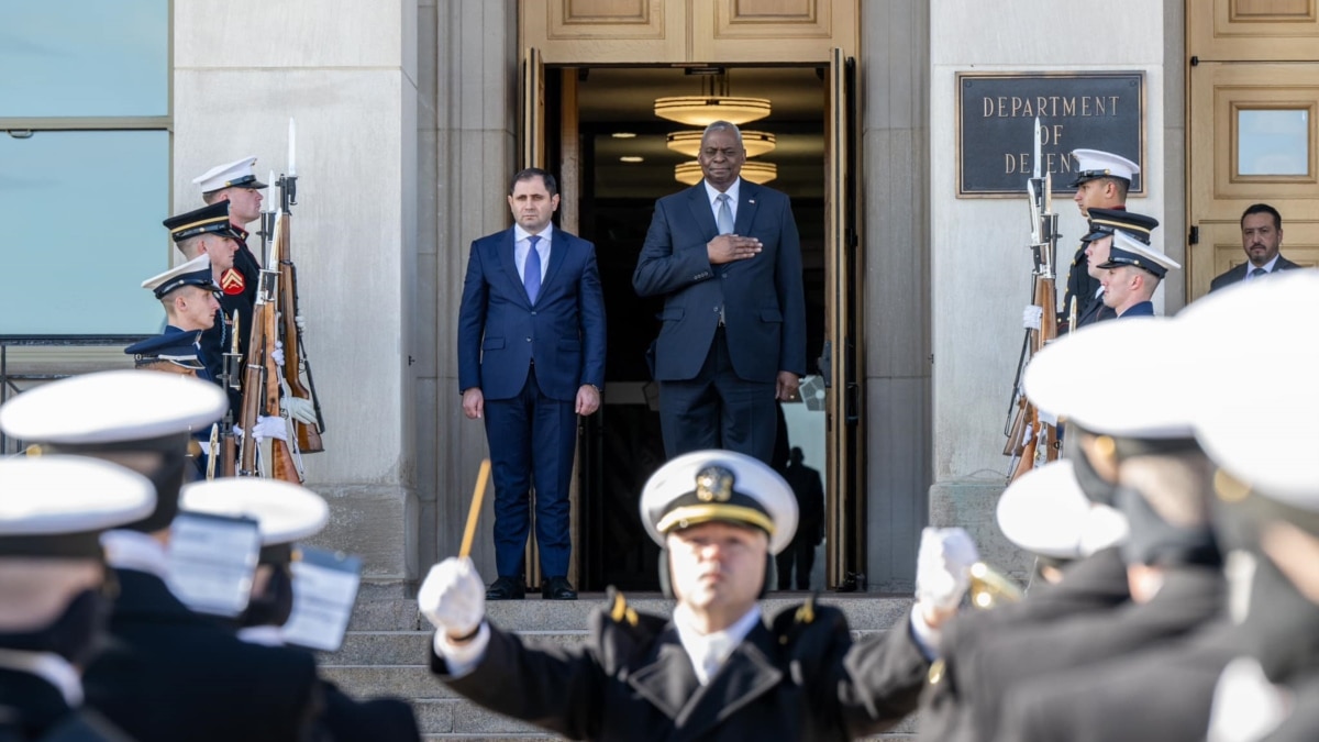 The Minister of Defense of Armenia and the head of the Pentagon met in Washington