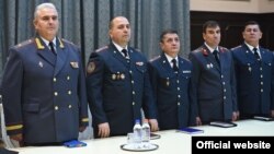 Տաջիկստանցի բարձրաստիճան ոստիկաններ, արխիվ